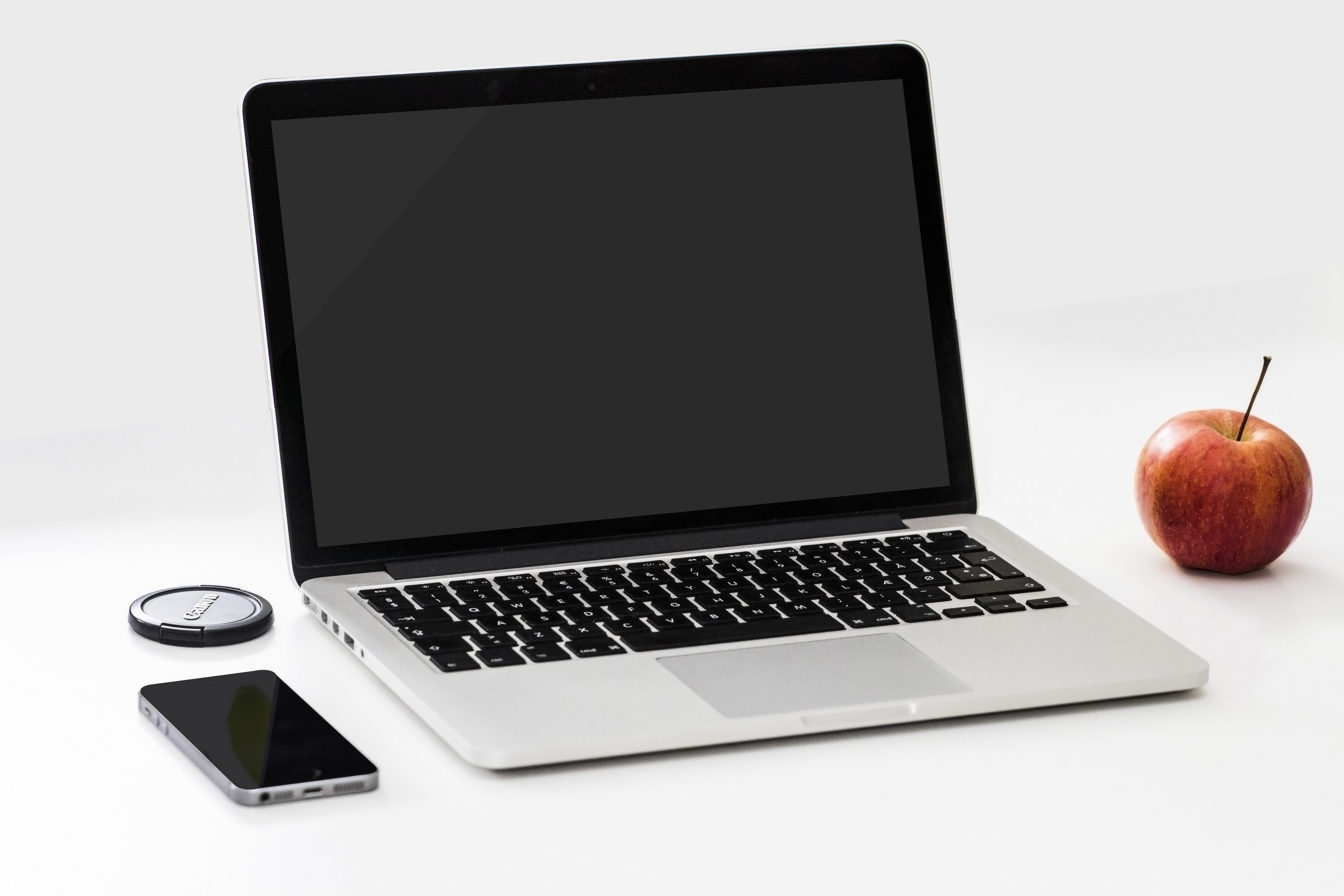 apple-1282241 2.jpg